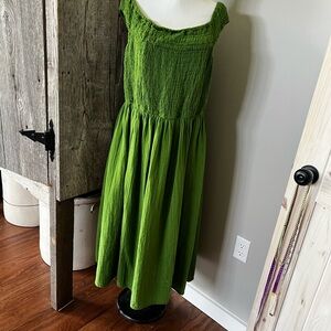 Bright Green Smocked Casual Midi Dress